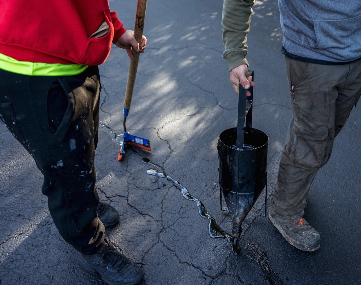 Professional Asphalt Seal Coating Services